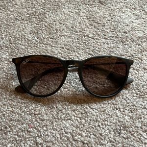 Ray Ban glasses with case. Hardly worn.